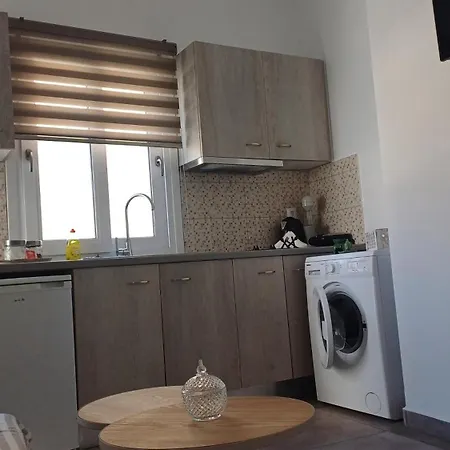 Apartment Smyrnis *